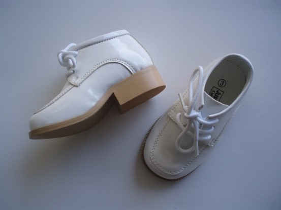 Close-Out Patent Leather Square Toe Walking Shoes -White